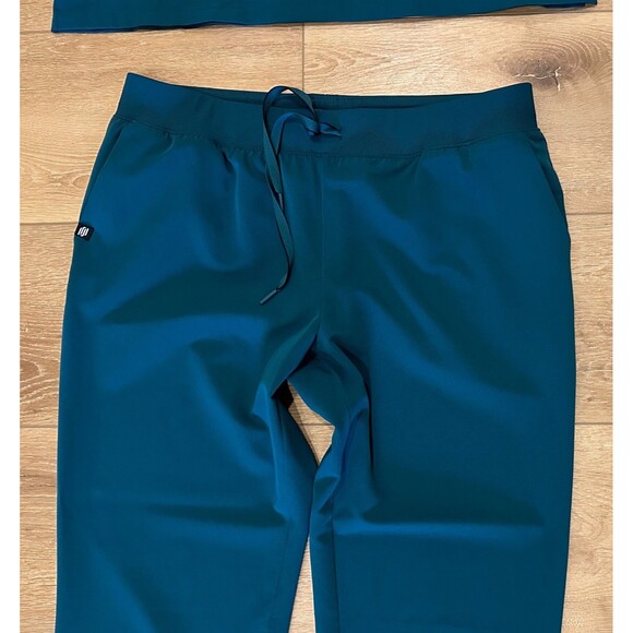 Women’s Jaanuu Scrub Set Caribbean Blue XL Xenos Pants & Rhena Top EUC! - Picture 5 of 6